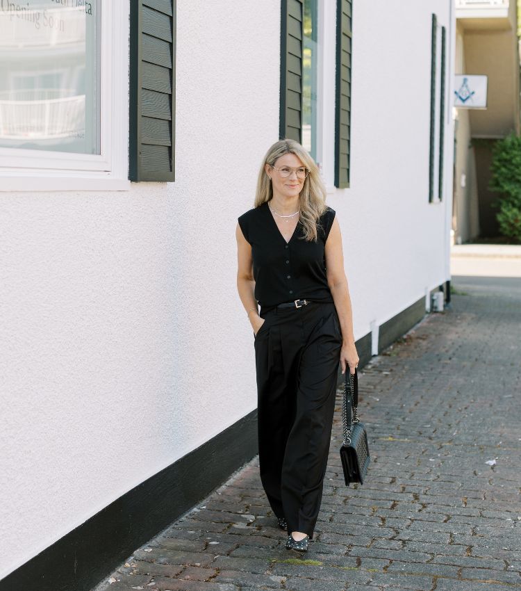 Canadian Fashion Stylist
